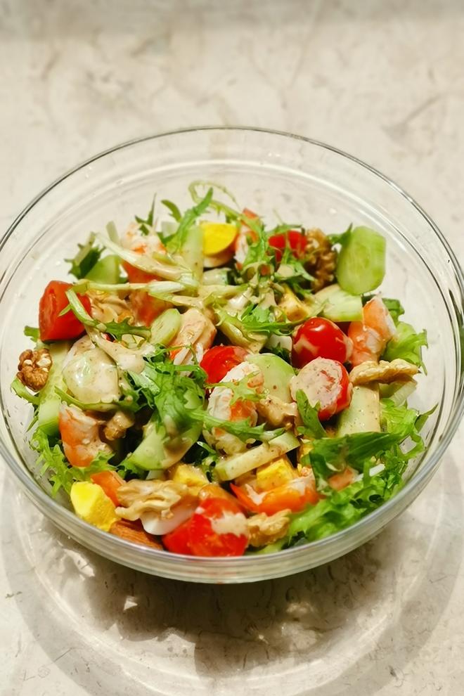 Summer Fitness and Weight Loss Salad