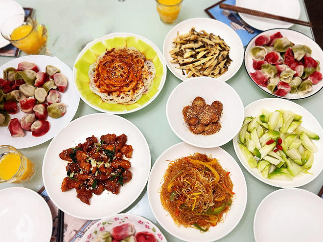 Ten Vegetarian Dishes for Chinese New Year's Eve Dinner