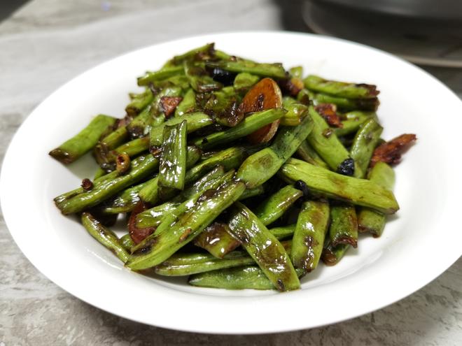 Vegetarian: Sugar-free and oil-free stir-fried green beans