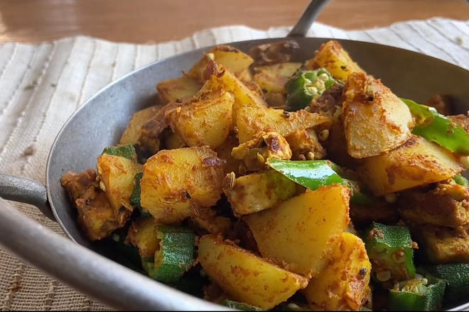 Vegan Indian Okra and Potato🥔