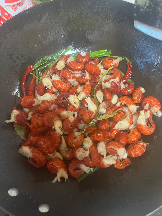 Spicy or Thirteen-Spice Crayfish Tails 🦞