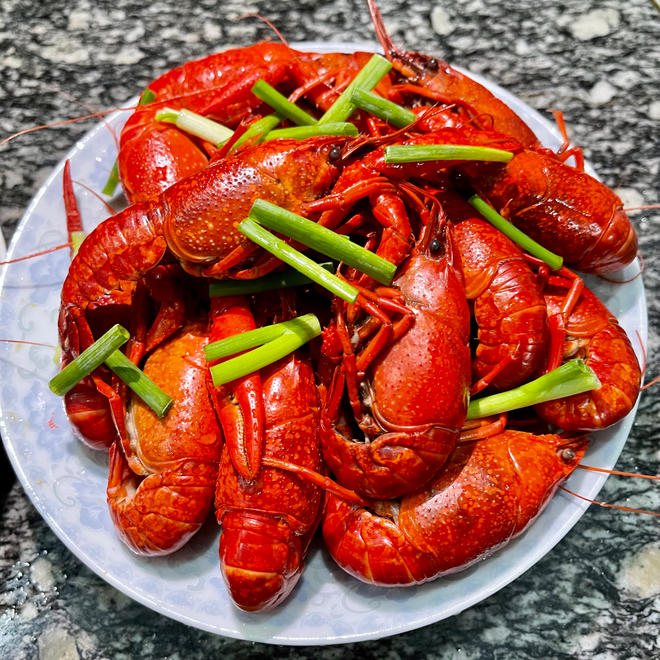 Authentic Steamed Crayfish