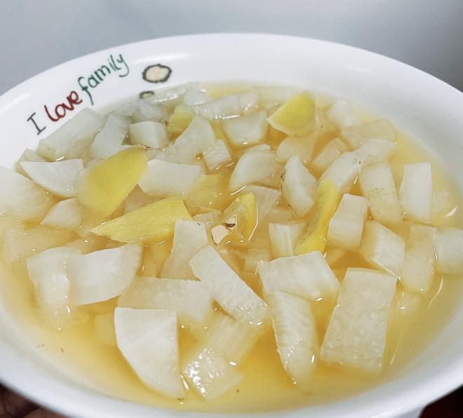 Sore Throat Home Remedy: Honey-Steamed White Radish