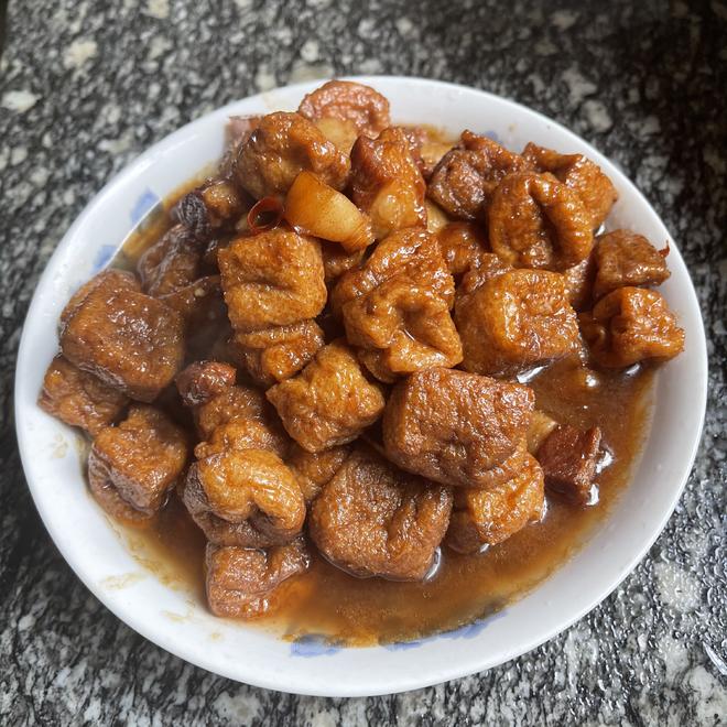 Memories of the 70s and 80s: Braised Pork Belly with Fried Tofu - A Delicacy for Special Occasions