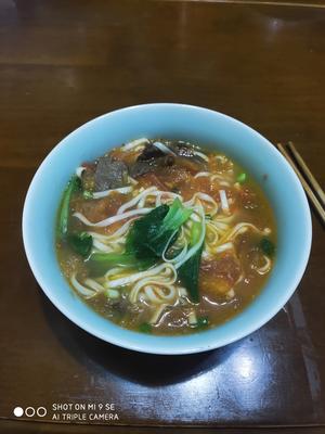 Tomato and Beef Noodles