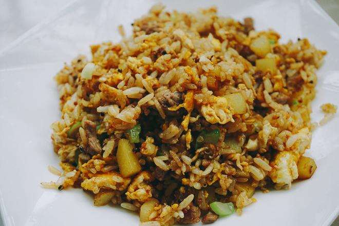 Delicious Beef and Potato Fried Rice That Will Make You Cry with Joy!