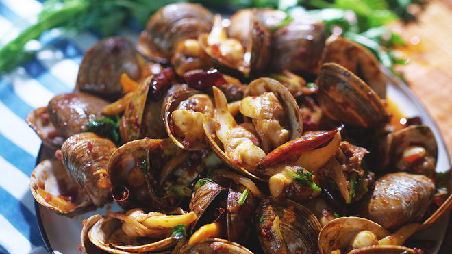 Spicy Stir-Fried Yellow Clams | Taste Buds Time