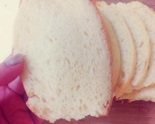 Homemade Milk Toast Bread Using the Bread Machine (Puifang PE8500)