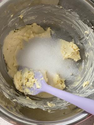 Add softened butter to powdered sugar and mix until well combined.