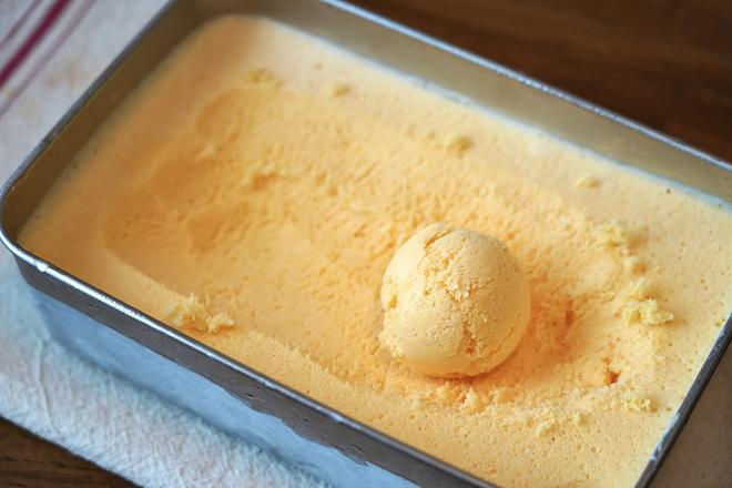 Ice Cream Made with Just Three Simple Ingredients