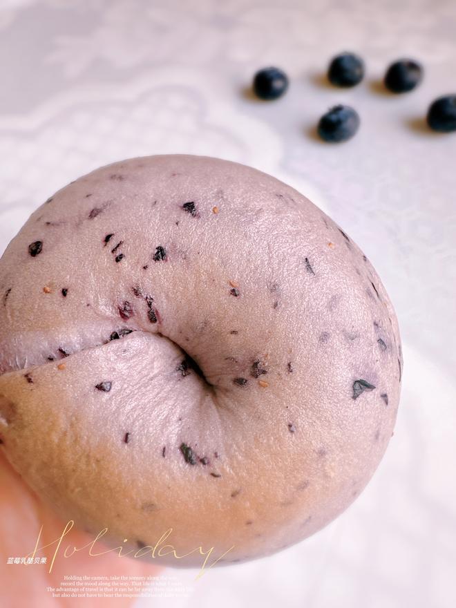 🫐 Blueberry Cream Cheese Bagels 🥯