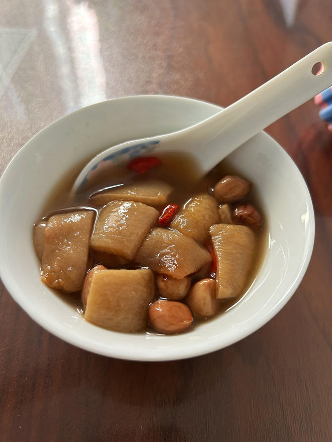 Weight Gain Plan: Nourishing Pig Skin Soup