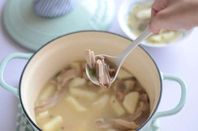 Pig Stomach and Yam Soup [July Beiding Enamel Cast Iron Pot Recipe]