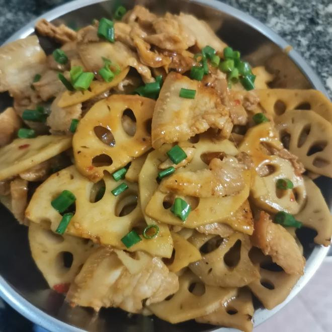 Stir-Fried Lotus Root with Pork Belly