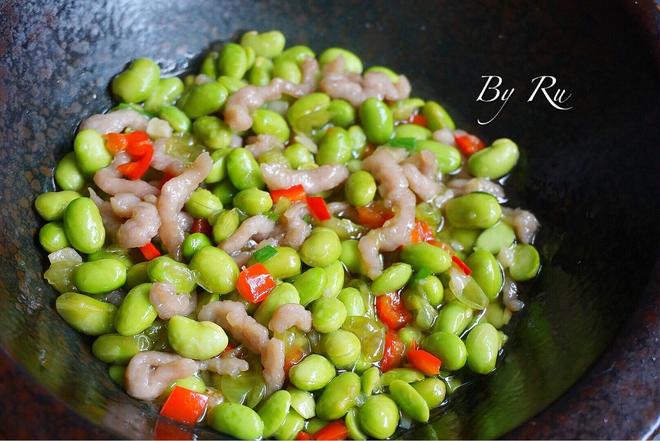 Stir-fried Edamame with Meat