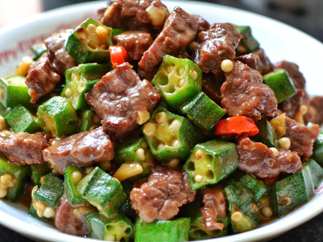 Stir-fried Okra with Diced Beef