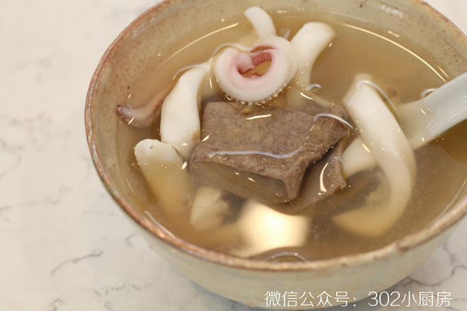 Large Squid and Pig Liver Soup <302 Little Kitchen>