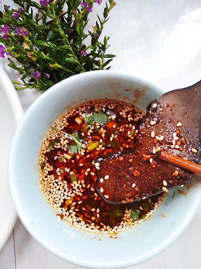 Sliced Pig Liver in Pu-erh Tea