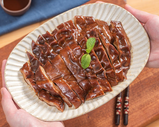 Braised Pig's Stomach with Dried Tangerine Peel