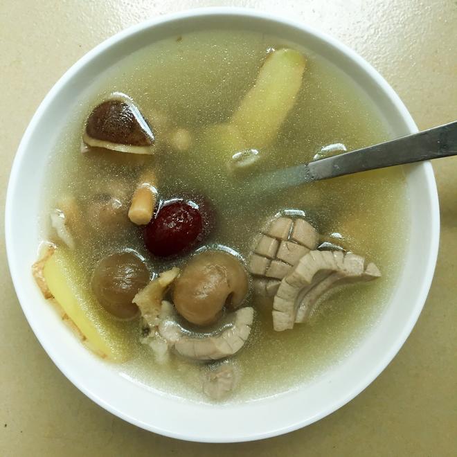 Deer Antler and Pig Kidney Soup