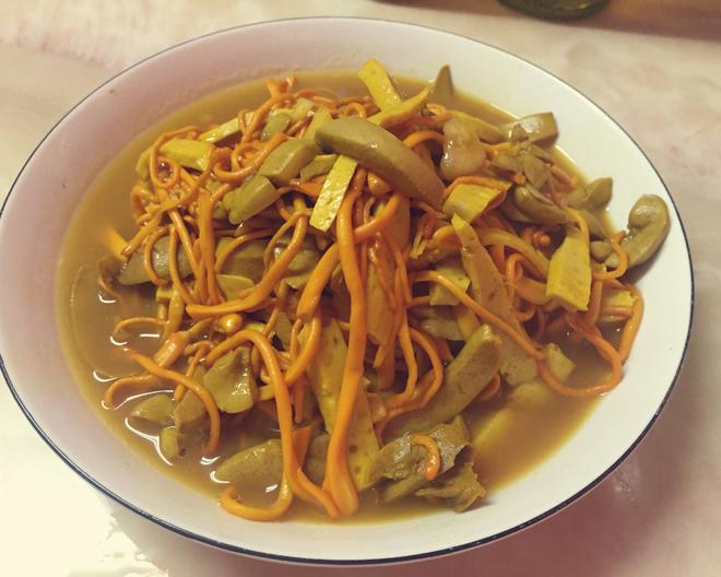 Stir-fried Pig Kidney and Cordyceps Flower