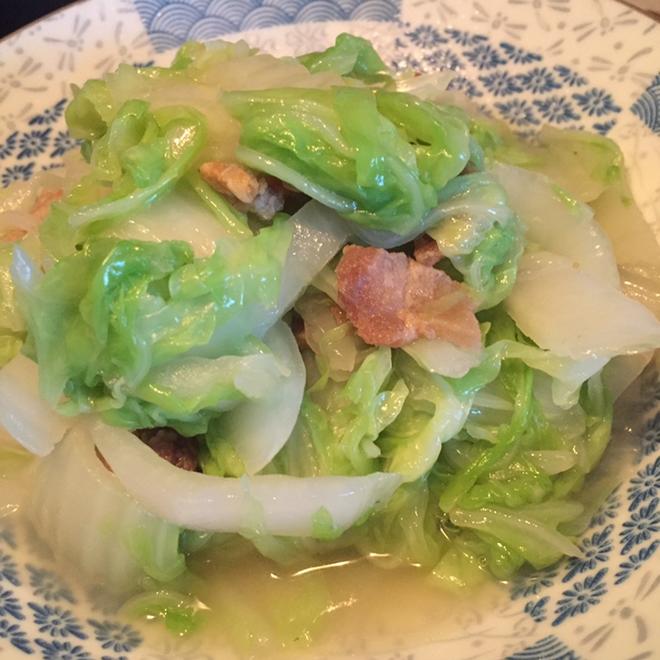 Stir-Fried Cabbage with Pork Lard Residue