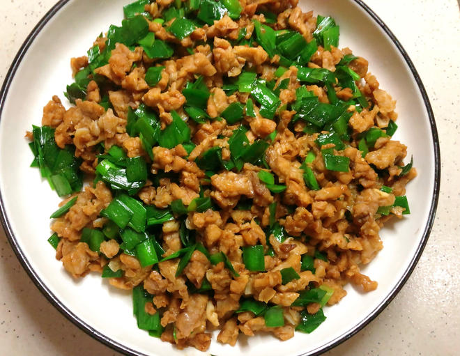 Stir-Fried Pig Lungs with Chives