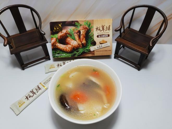 Yam Chicken Leg Mushroom Soup