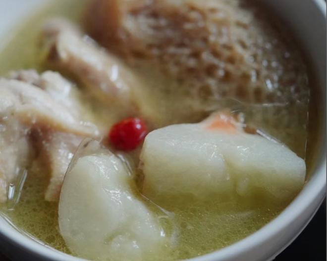 Bamboo Fungus and Dang Shen Butter Chicken Soup