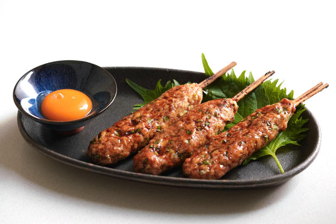 Teriyaki Chicken Meatballs | Japanese Yakitori Shop's Signature Dish Made at Home in Family Portions, Isn't It Delicious?