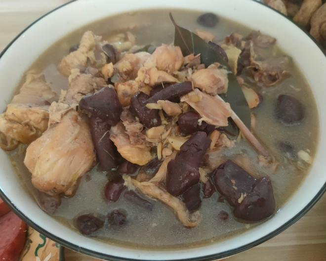 Chicken Stew with Mushrooms