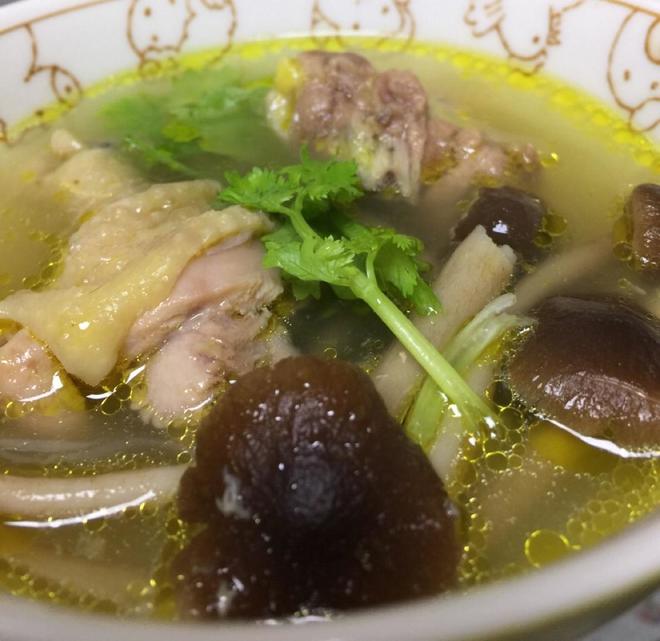 Tea Tree Mushroom Old Hen Soup