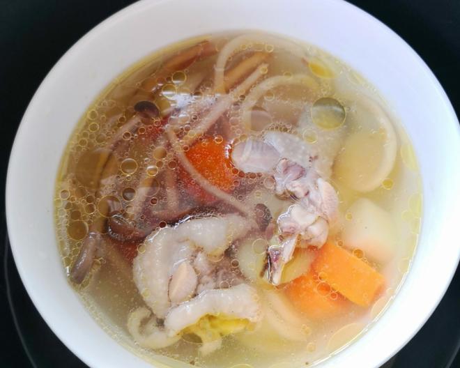 Clay Pot Soup with Pork Ribs and Old Hen - Electric Pressure Cooker