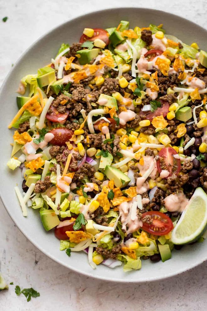 【Quick Weight Loss Recipe】 550 Calories (Including Main Course) Mexican-Style Ground Beef Salad with Catalina Dressing Recipe