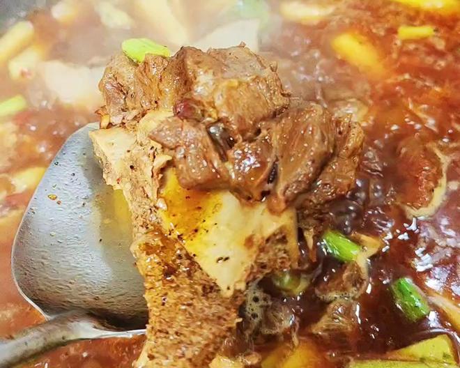 Zero Cooking Skills: Xiangyang Beef Bone Recipe