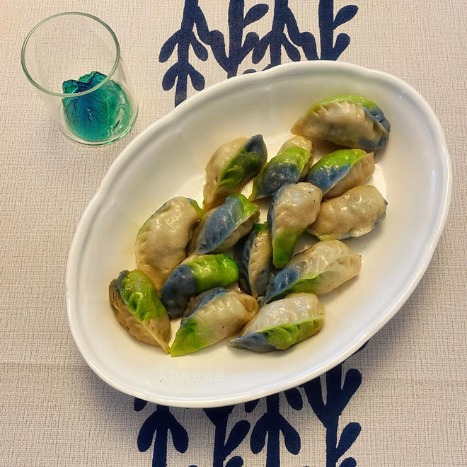 Fragrant Asparagus Beef Tricolor Pan-fried Dumplings