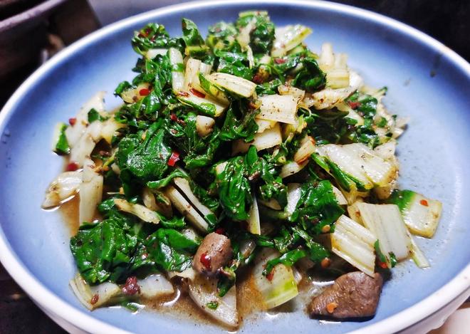 Blood Spicy Stir-fried Beef Tripe