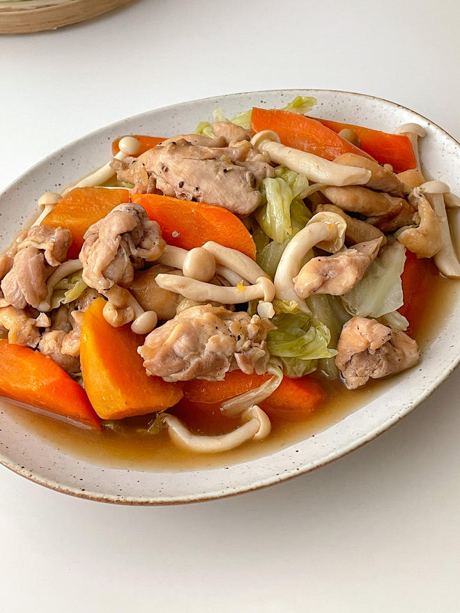 Fat-Burning Delight: Waterless Chicken and Vegetable Pot