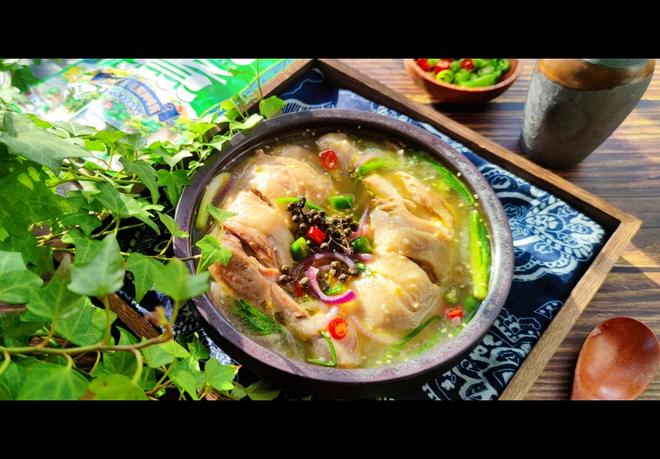 Spicy Mouthwatering Chicken with Green Sichuan Pepper