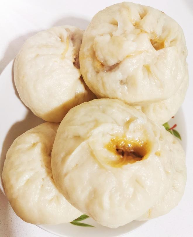 Radish and Vermicelli Steamed Buns