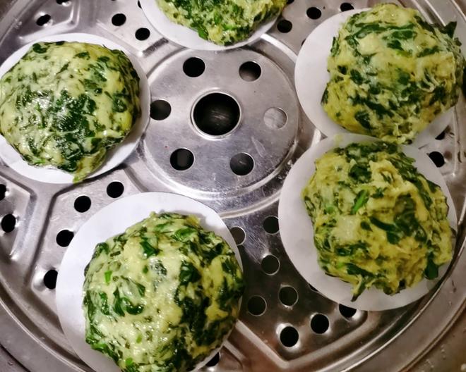 Sweet Potato Leaf Steamed Dumplings