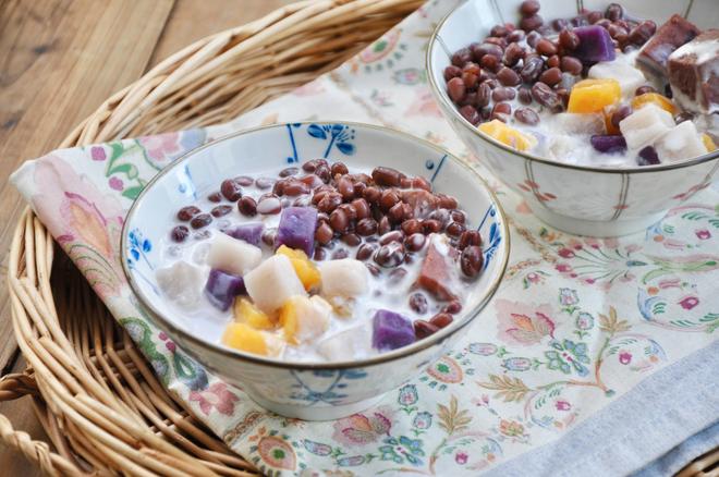 Coconut Milk Taro Balls (Taro, Sweet Potato, Purple Sweet Potato)