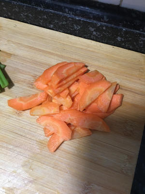 Slice the carrot.